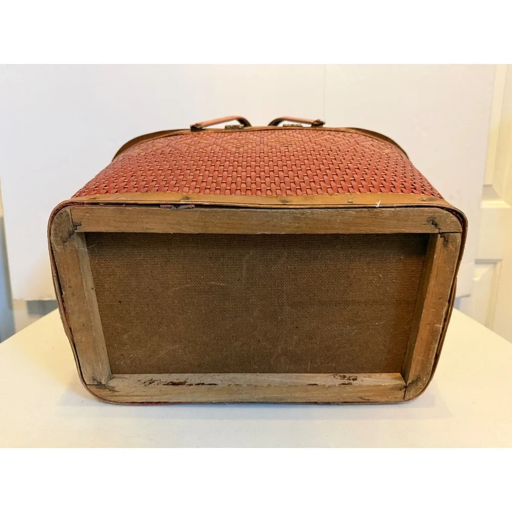 Vintage Redman Woven Picnic Basket Dark Red Wood Lid Double Metal Handles
